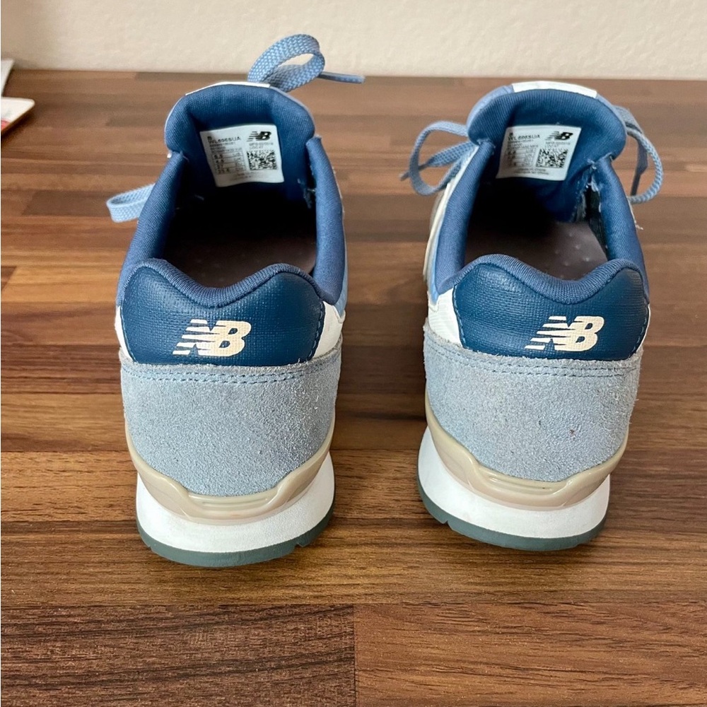 New Balance Light Blue and Gray Athletic Shoes, 6.5US - Picture 5 of 6